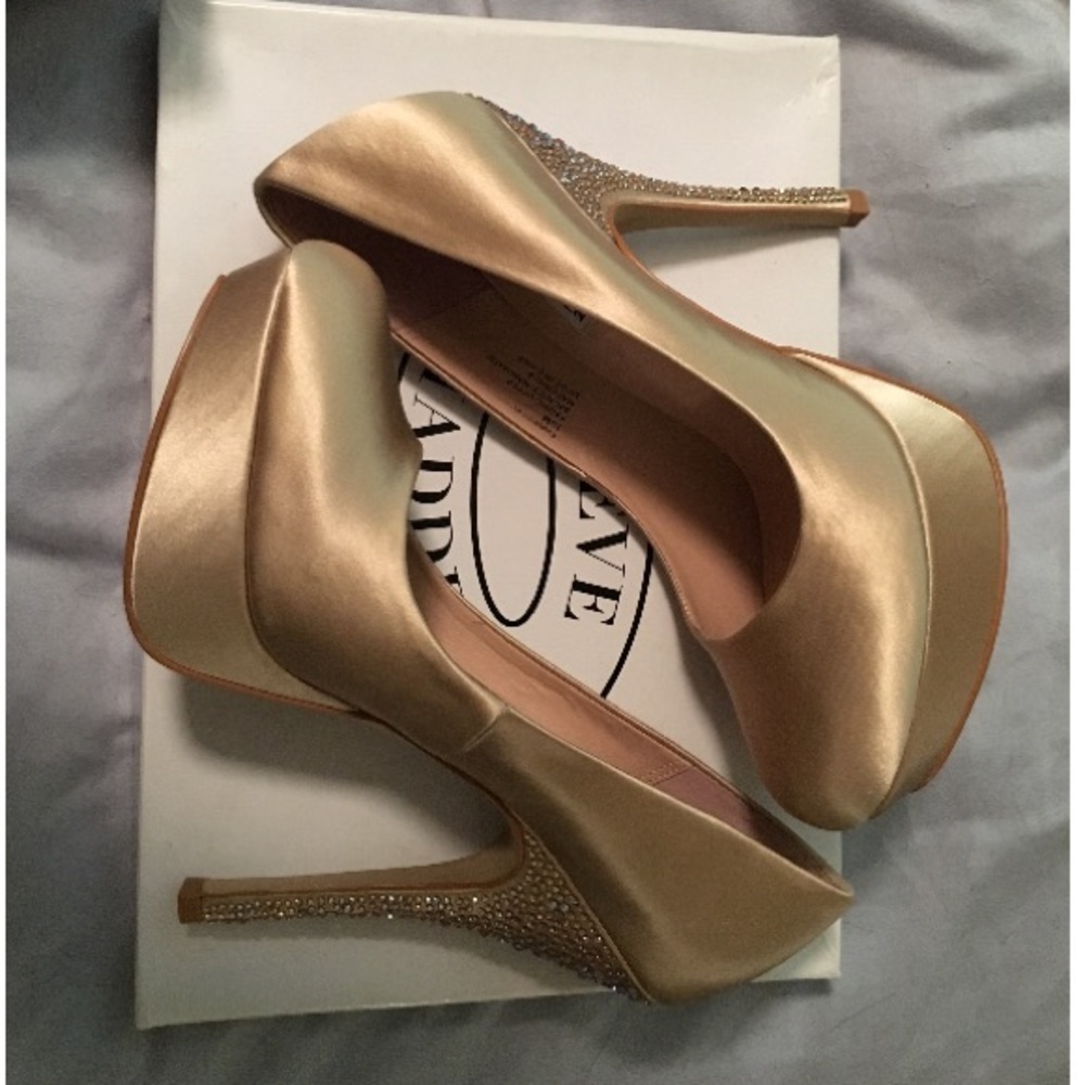 Steve Madden Partyy-R Satin platforms heels NIB